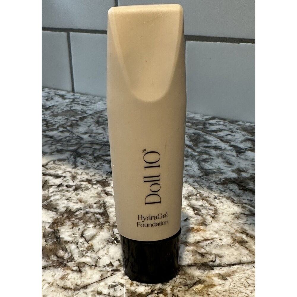 Doll 10 HydraGel Foundation Shade Deep 1 OZ New